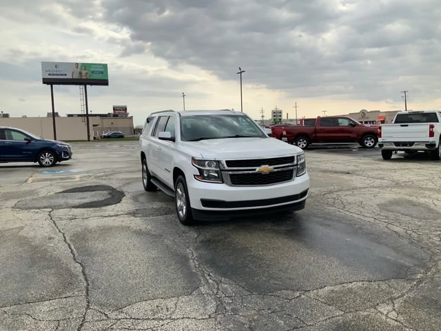 Used 2018 Chevrolet Suburban LT image 4