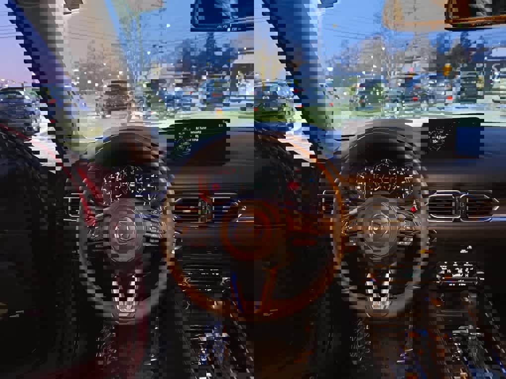 Used 2023 MAZDA CX-5 AWD 2.5 S w/ Premium Package image 17