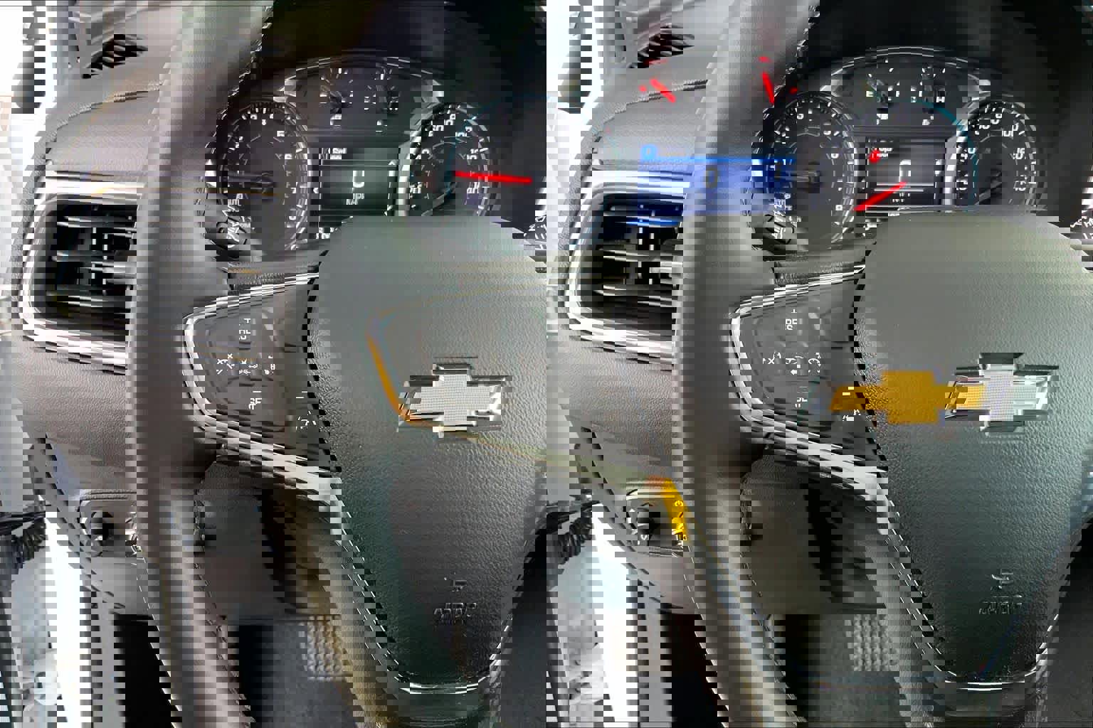 Used 2024 Chevrolet Equinox LT image 46