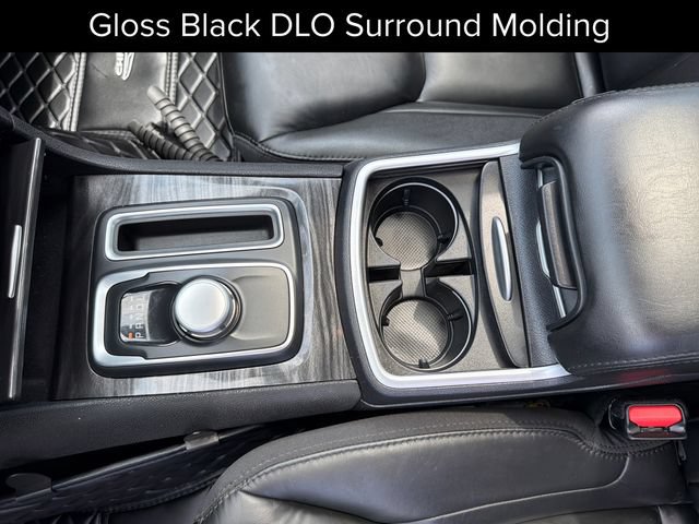 Used 2021 Chrysler 300 Touring L w/ Popular Equipment Group AWD/4WD image 32