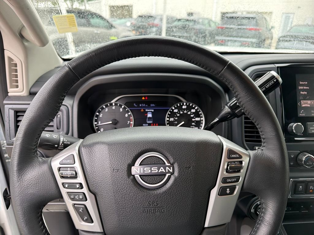Used 2024 Nissan Titan SV w/ SV Convenience Package image 21