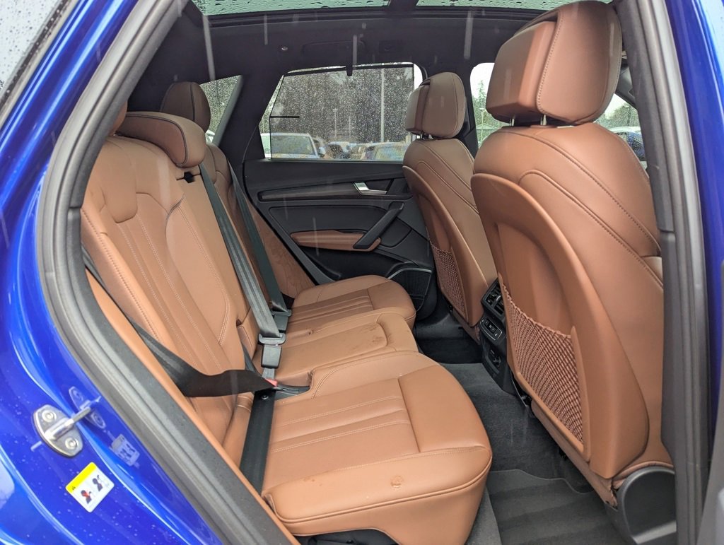 Used 2022 Audi Q5 e Prestige w/ Prestige Package image 38