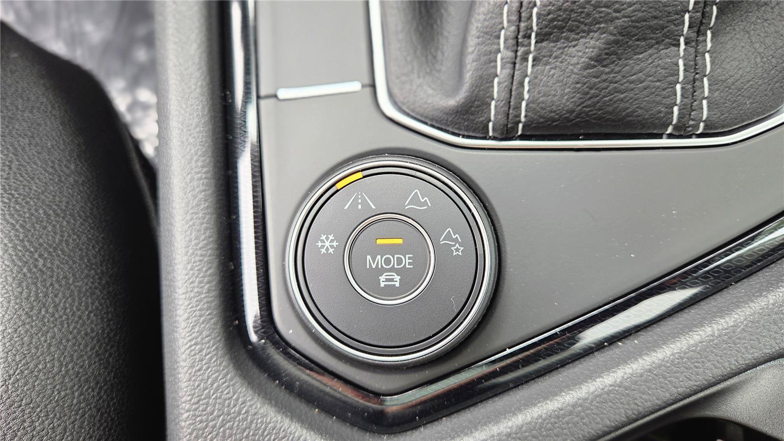 New 2026 Volkswagen Taos SEL AWD/4WD image 22