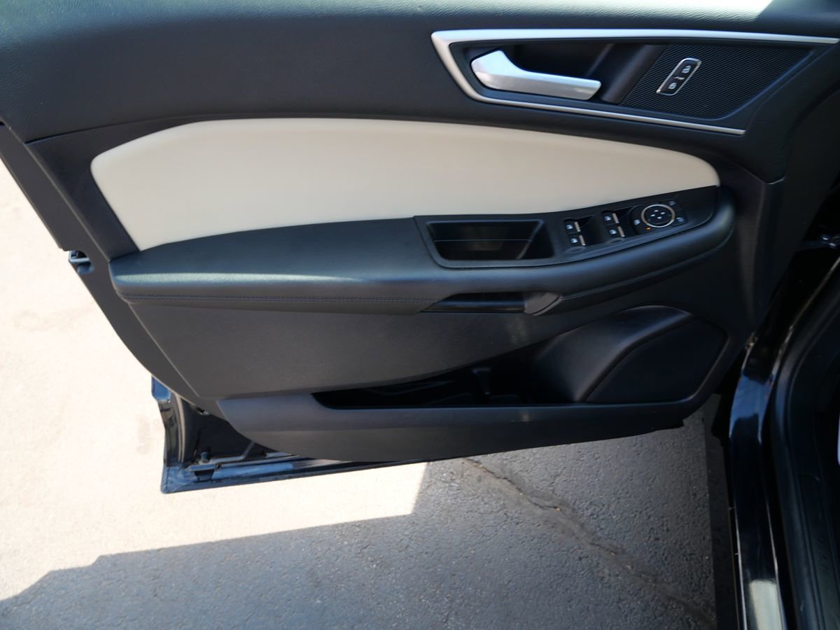Used 2021 Ford Edge SEL w/ Cargo Accessory Package AWD/4WD image 19