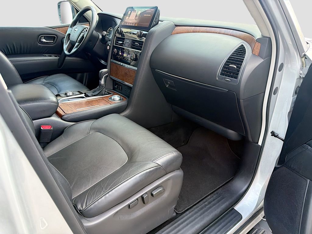 Used 2024 Nissan Armada SL image 13