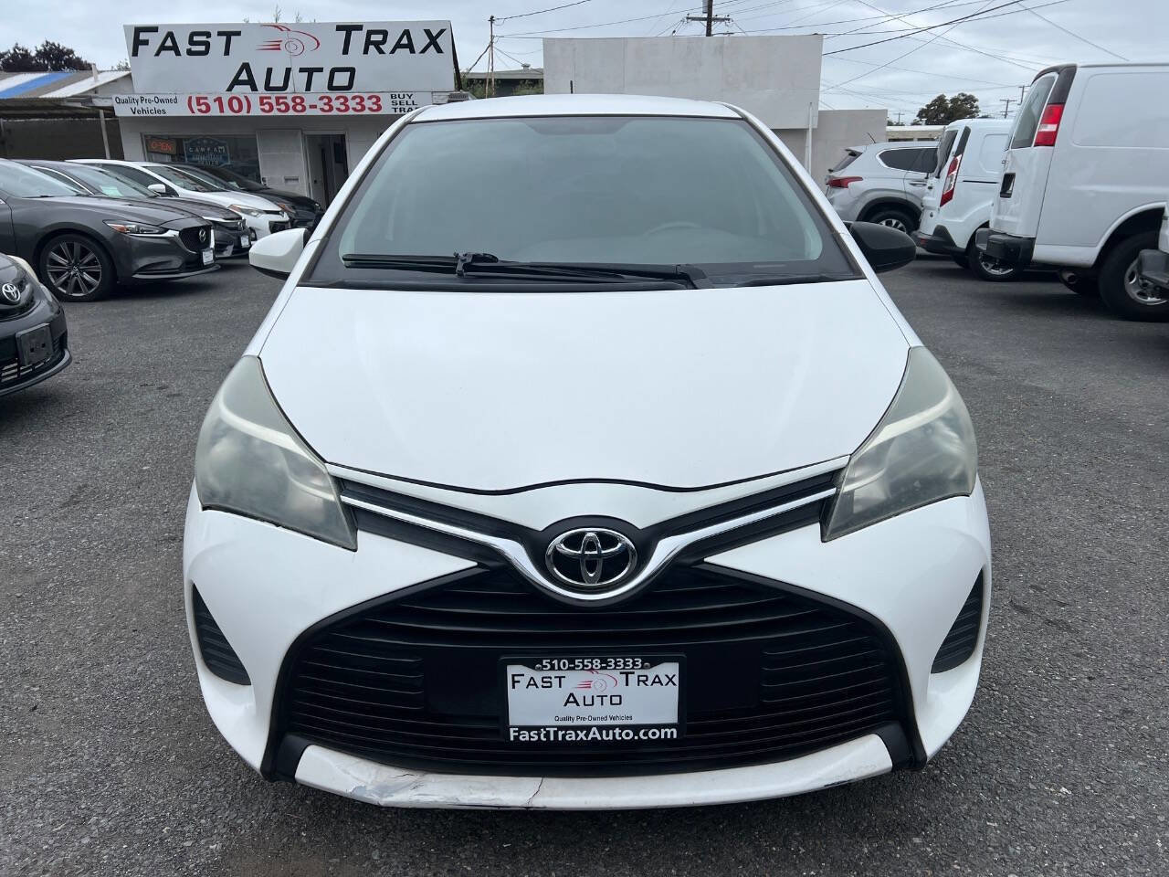 Used 2015 Toyota Yaris L FWD image 5