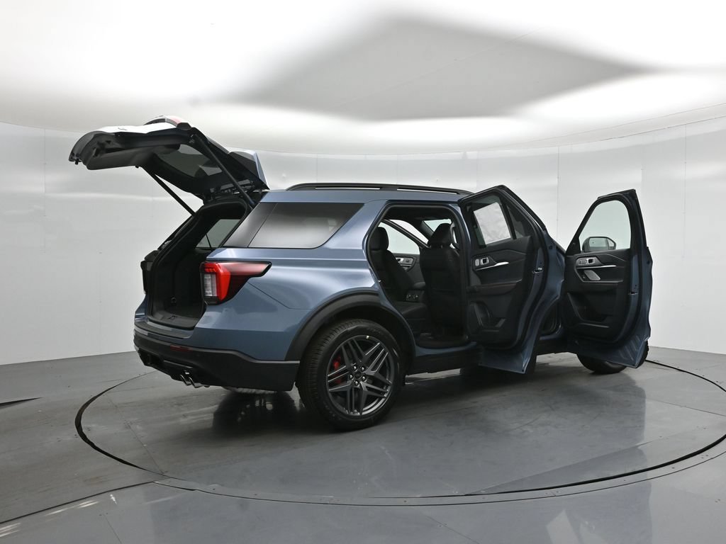 New 2026 Ford Explorer ST w/ Sun And Sound Package AWD/4WD image 5