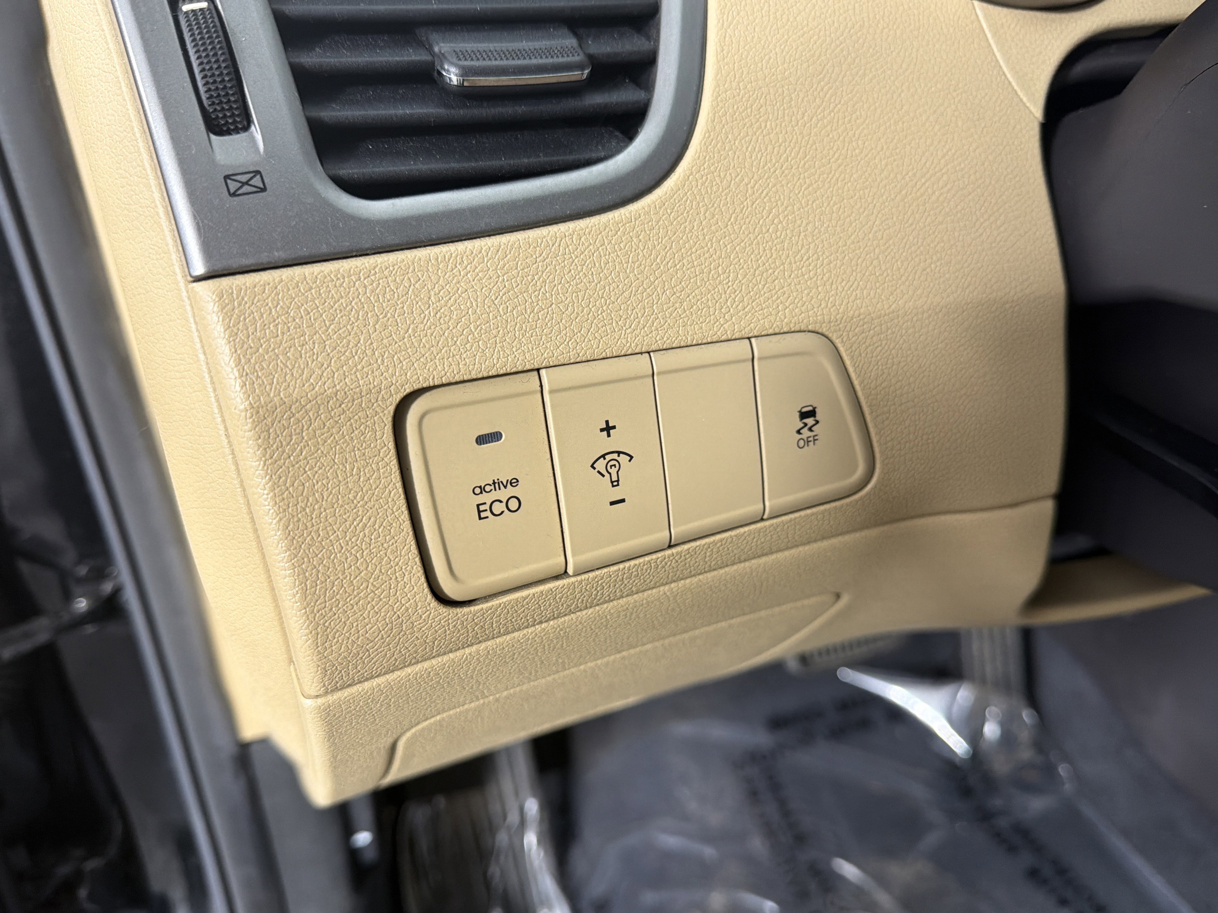 Used 2013 Hyundai Elantra GLS w/ Preferred Pkg FWD image 14