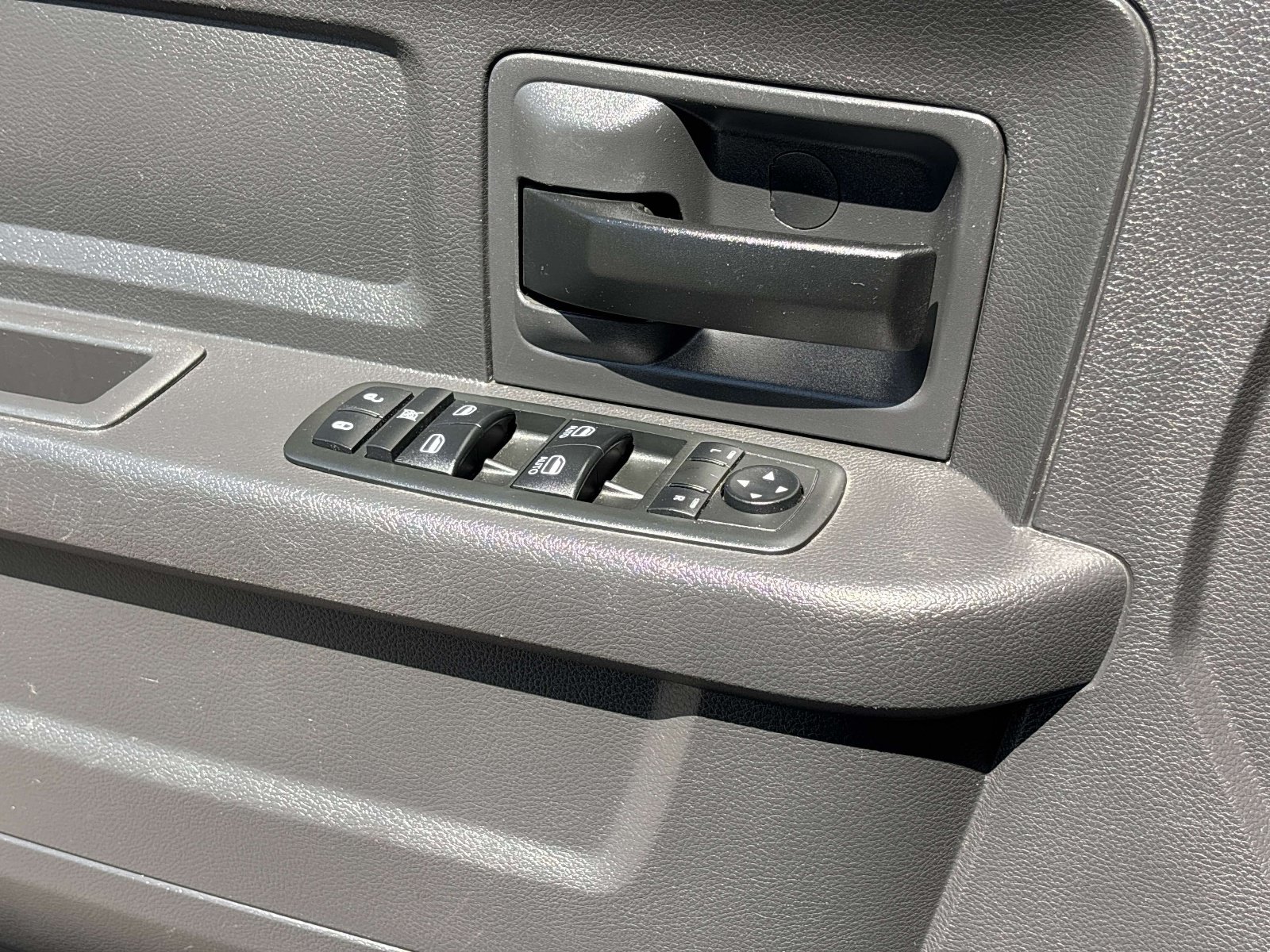 Used 2012 RAM 1500 Express AWD/4WD image 14