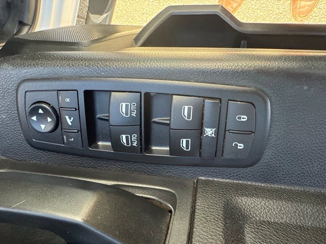 Used 2015 RAM 3500 Tradesman RWD image 11
