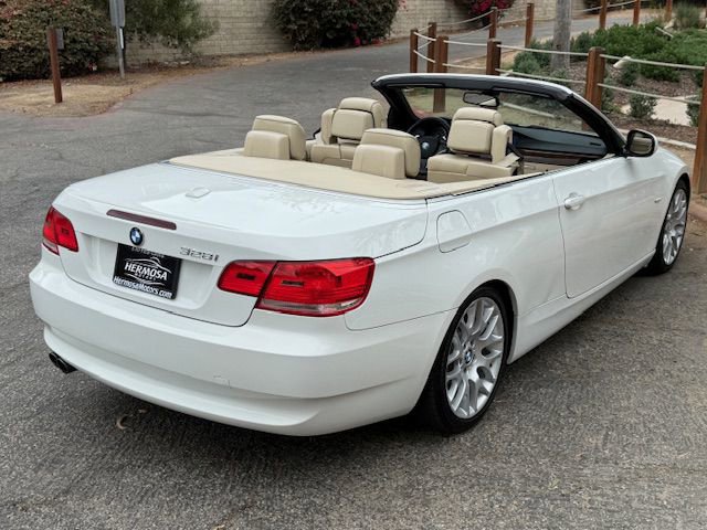 Used 2010 BMW 328i Convertible w/ Premium Pkg image 34