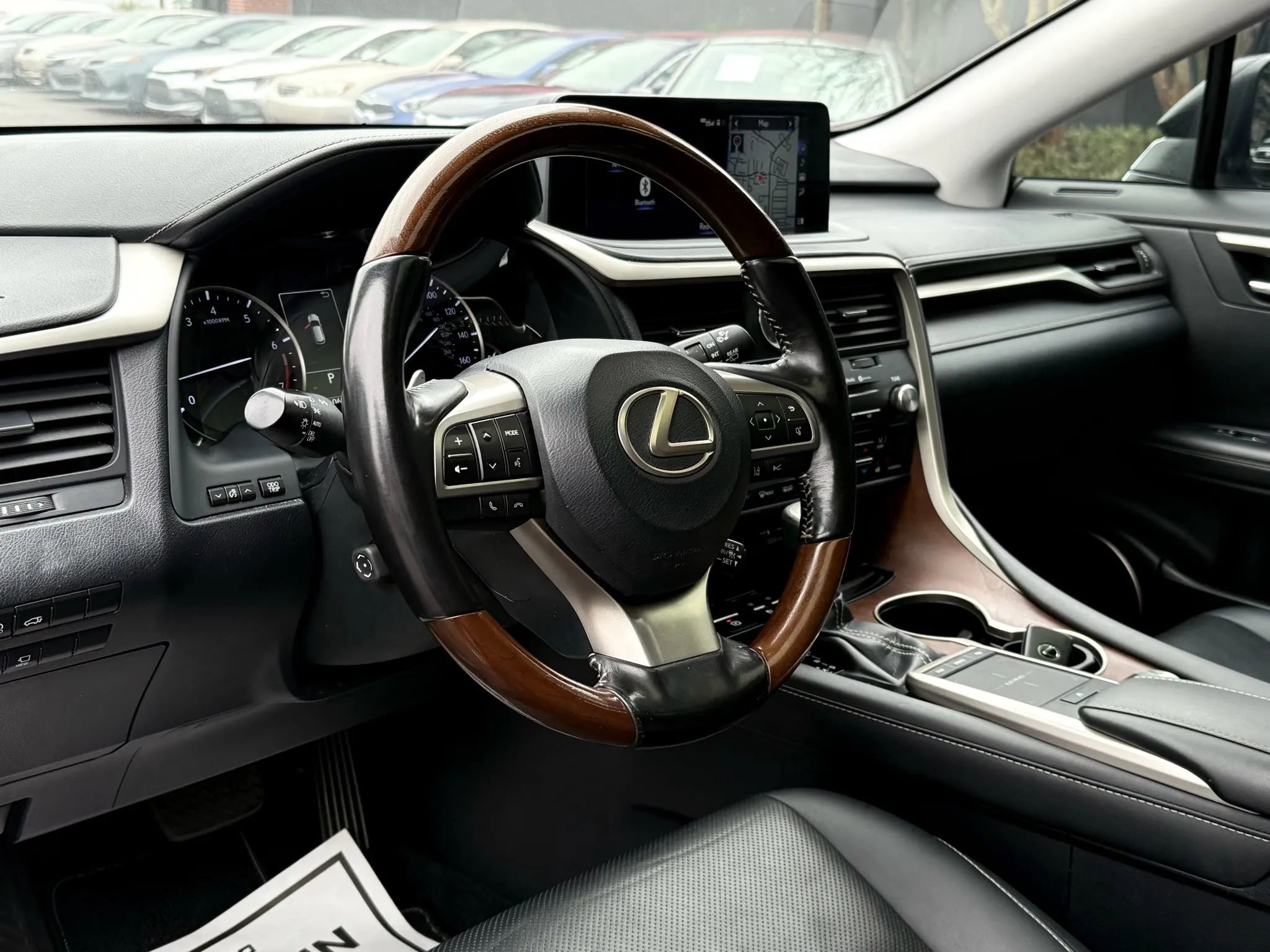 Used 2021 Lexus RX 350L FWD w/ Premium Package image 16