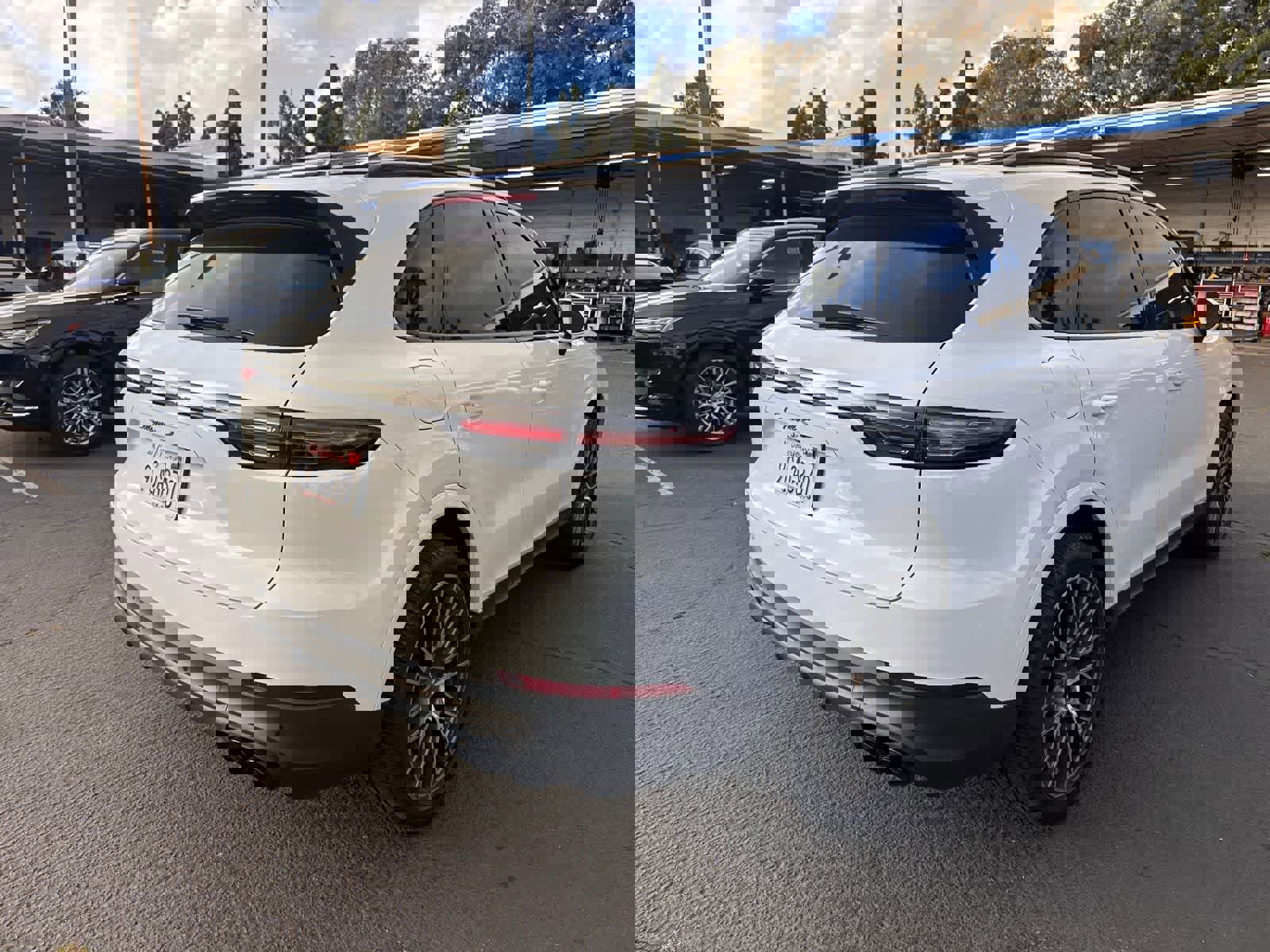 Used 2022 Porsche Cayenne S image 5