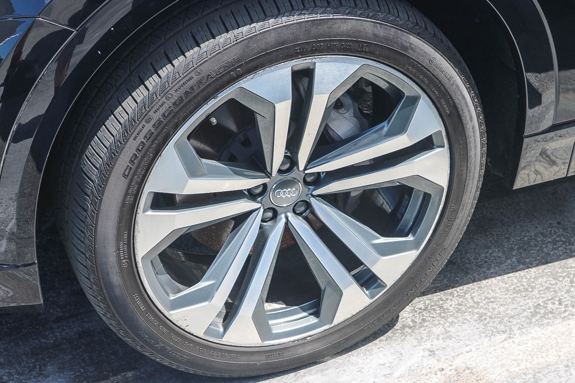 Used 2019 Audi Q8 Prestige w/ Towing Package AWD/4WD image 8