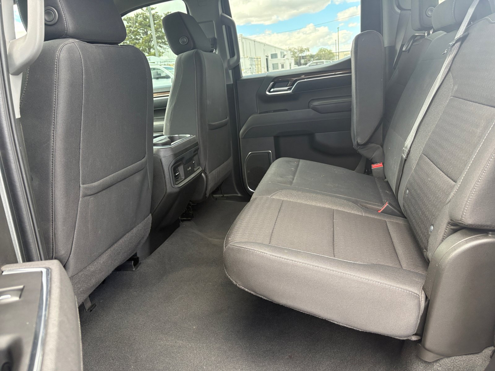 Used 2025 Chevrolet Silverado 1500 LT w/ Convenience Package II AWD/4WD image 24