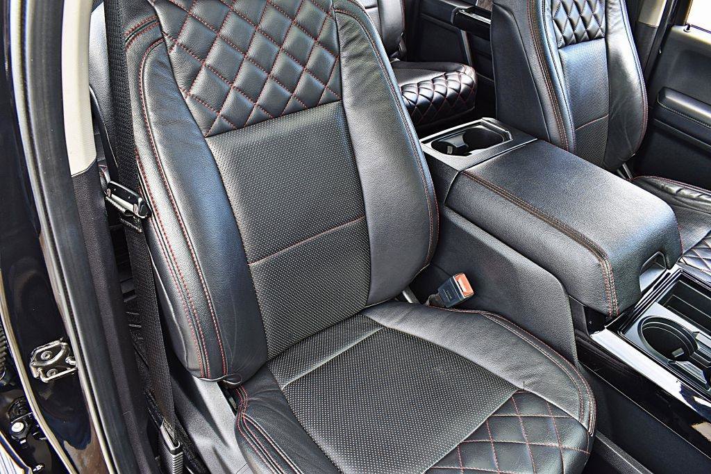 Used 2019 Ford F250 Lariat w/ Lariat Ultimate Package AWD/4WD image 23