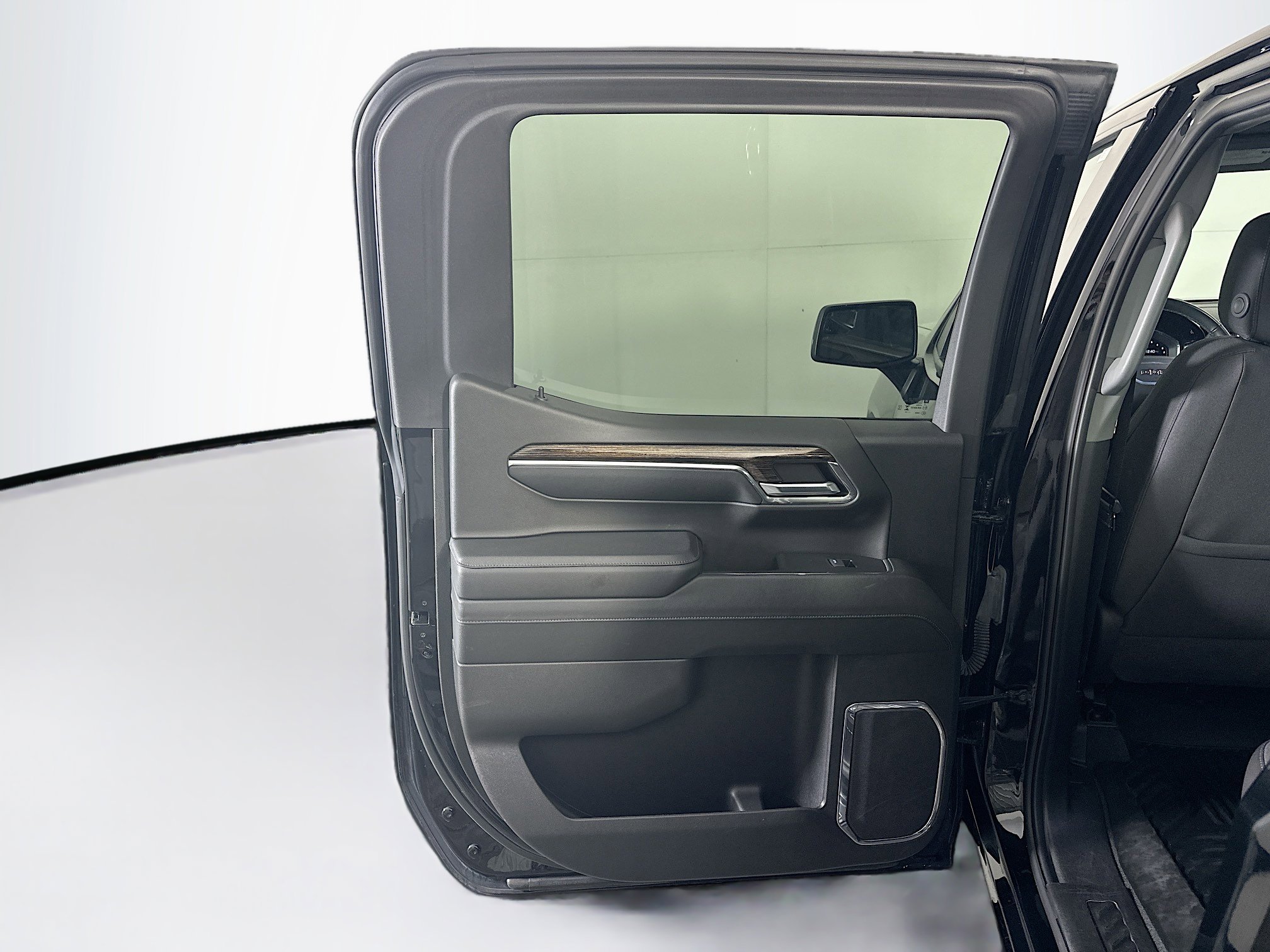 Used 2024 GMC Sierra 1500 Elevation image 26