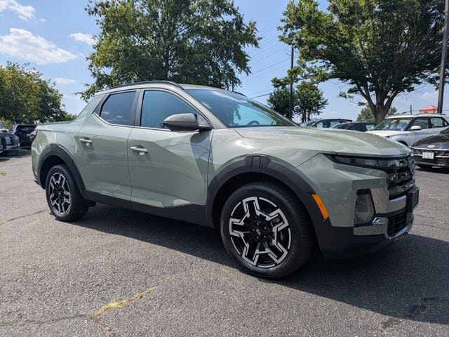 Certified 2025 Hyundai Santa Cruz Limited AWD/4WD image 1