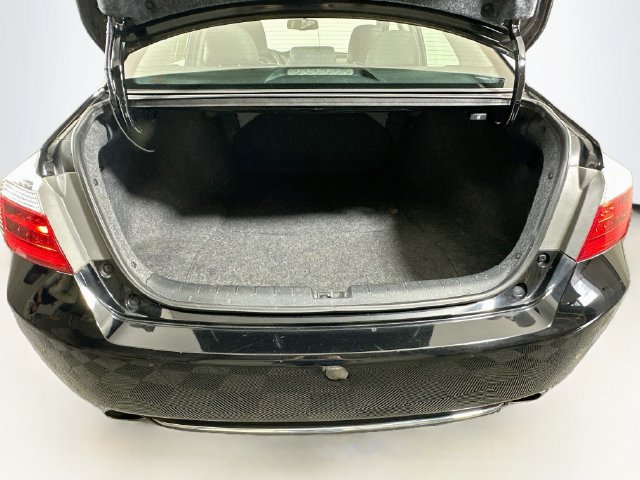 Used 2015 Honda Accord Touring image 32