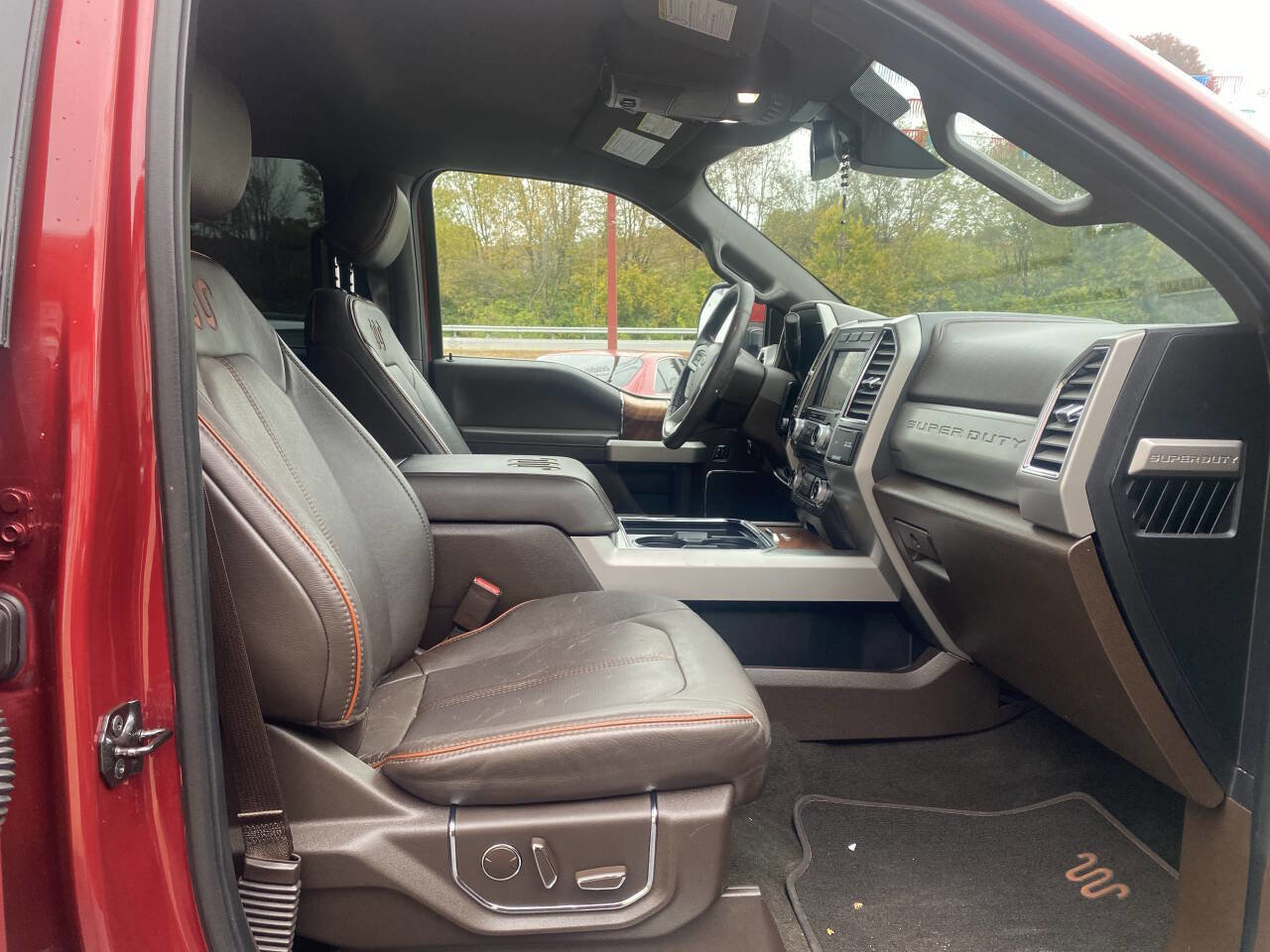 Used 2017 Ford F250 King Ranch w/ FX4 Off-Road Package image 35