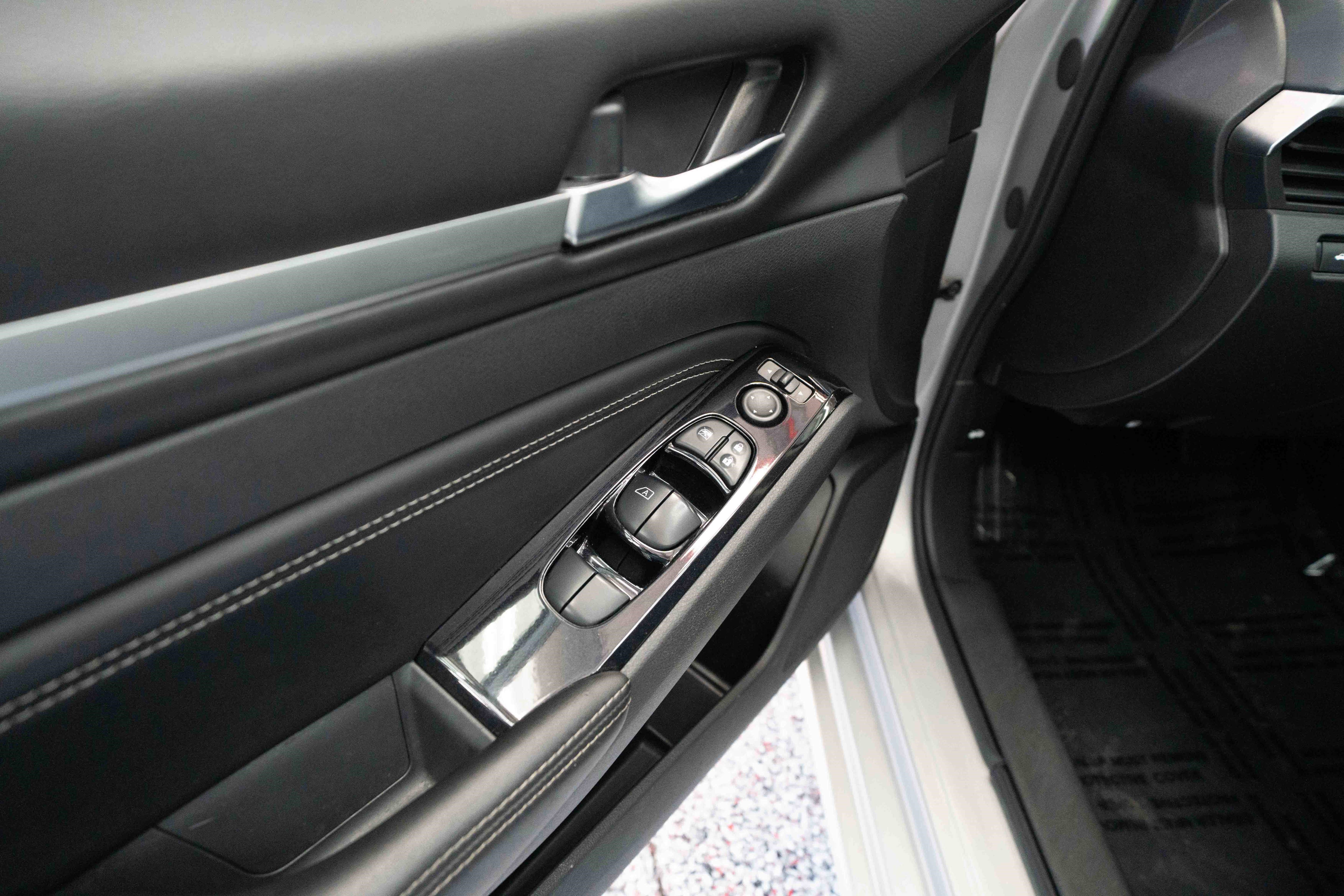 Used 2021 Nissan Altima 2.5 SV image 7