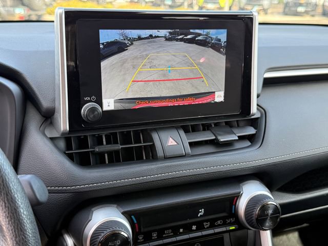 Used 2025 Toyota RAV4 LE image 20