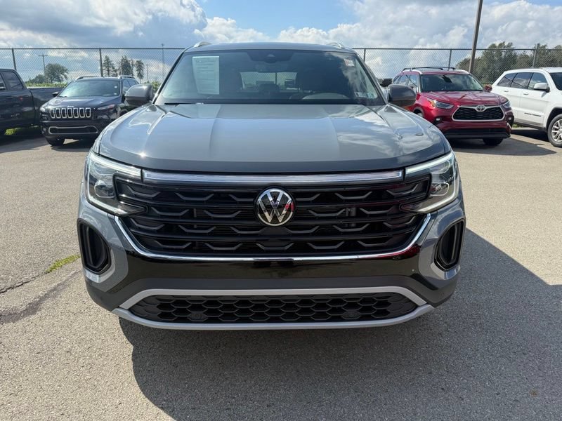 Used 2024 Volkswagen Atlas Cross Sport SE w/ Panoramic Sunroof Package AWD/4WD image 13