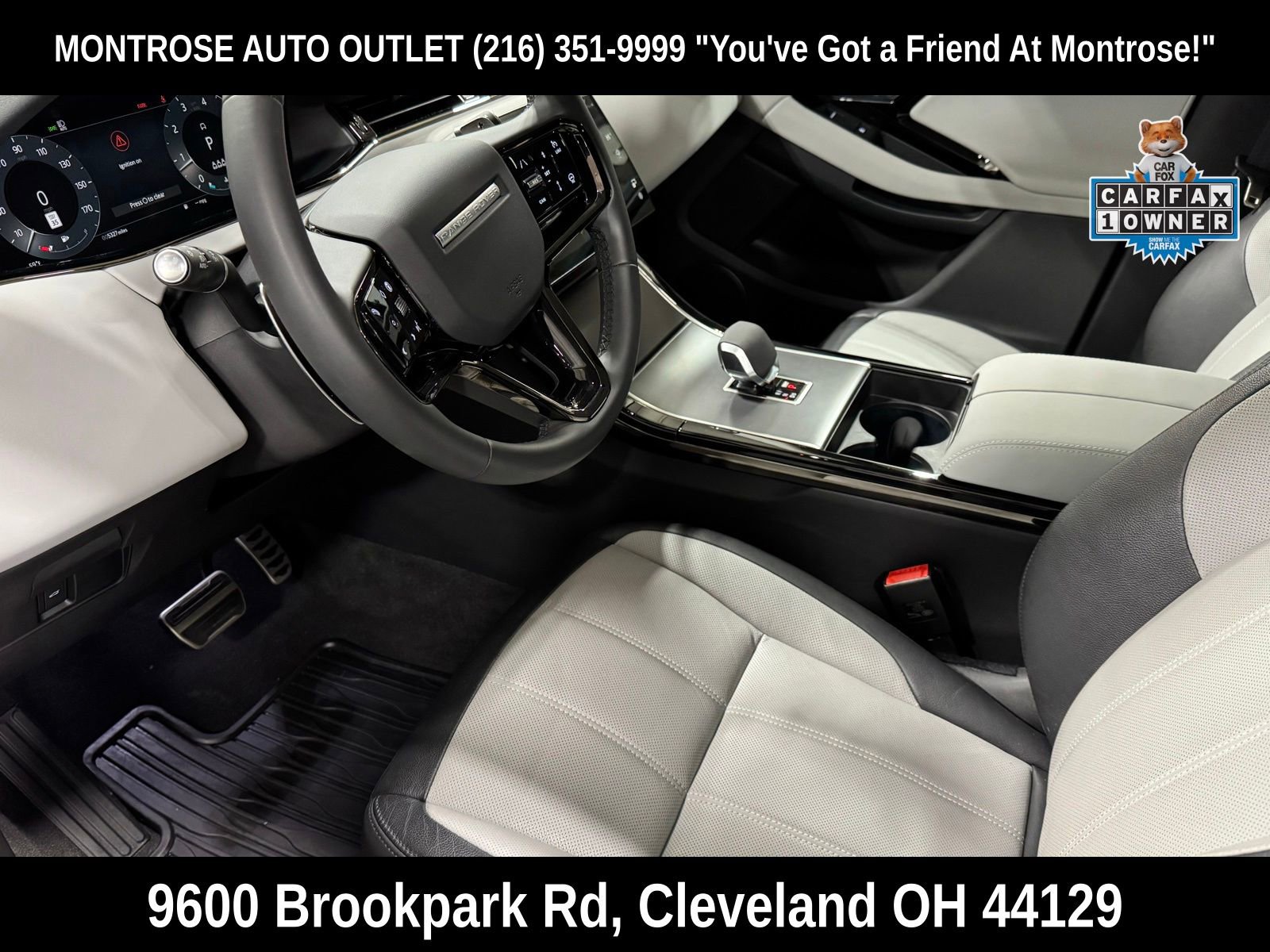 Used 2024 Land Rover Range Rover Evoque Dynamic SE image 13