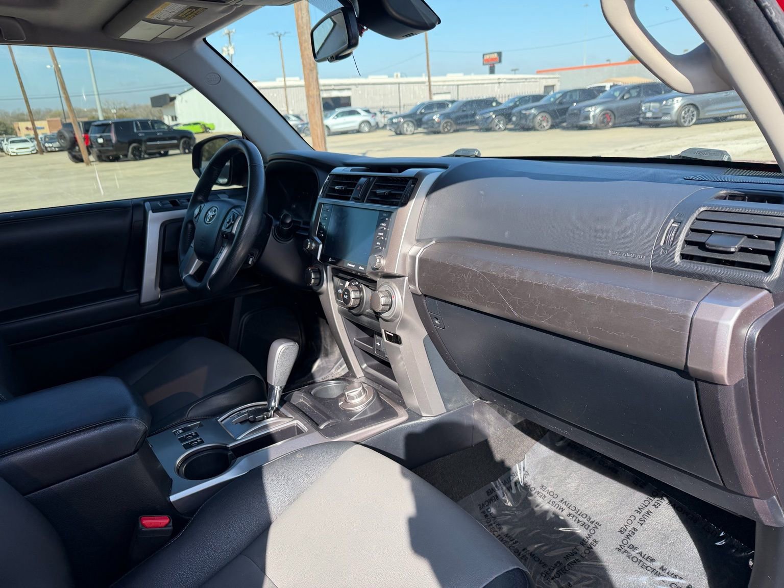 Used 2020 Toyota 4Runner SR5 Premium w/ Moonroof Package image 18