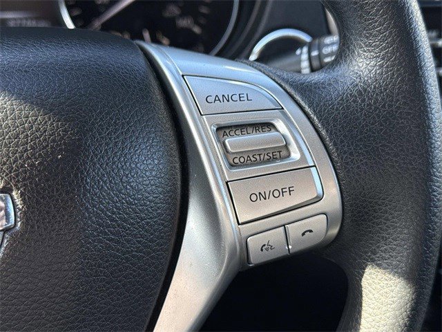 Used 2015 Nissan Rogue SV image 23