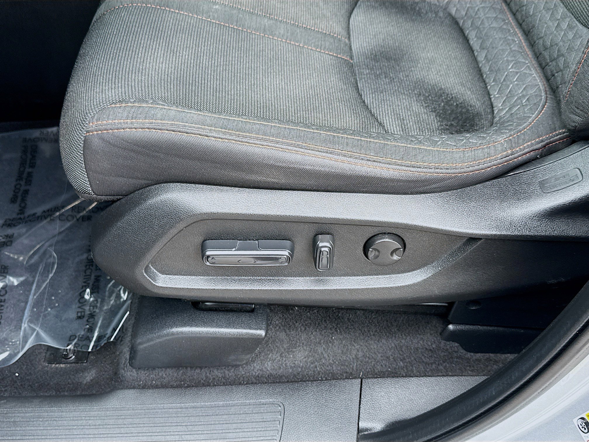 Used 2023 Honda Pilot Sport image 17