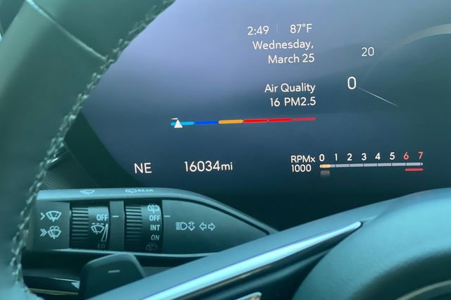 Used 2025 Buick Enclave Sport Touring image 35