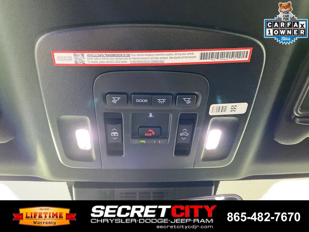 Used 2025 Toyota Camry XSE FWD image 18