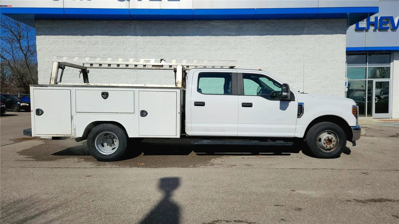 Used 2019 Ford F350 XL w/ Power Equipment Group image 1