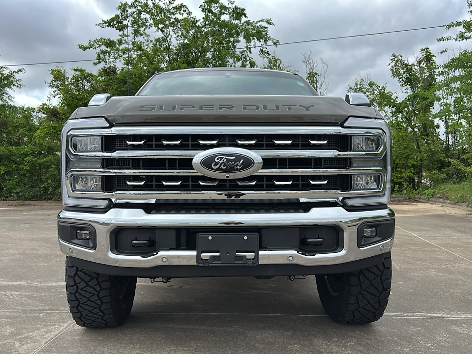 Used 2026 Ford F250 Lariat w/ Lariat Premium Package image 2