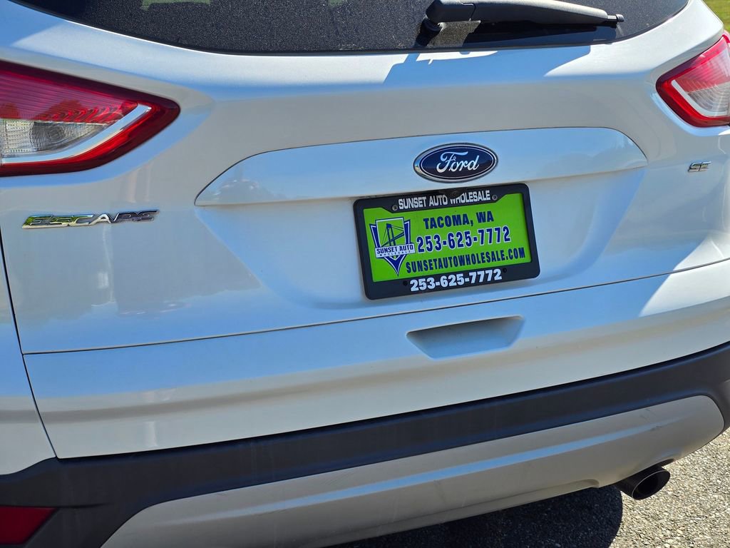 Used 2015 Ford Escape SE FWD image 17