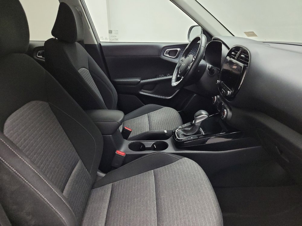 Used 2024 Kia Soul EX image 21