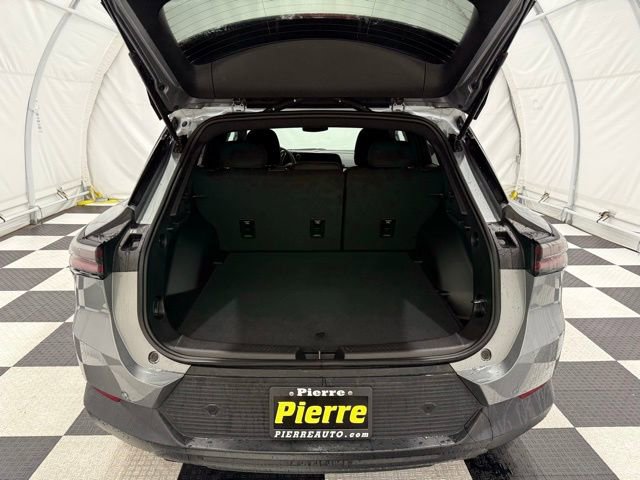 New 2026 Chevrolet Equinox EV LT w/ Comfort Package FWD image 4