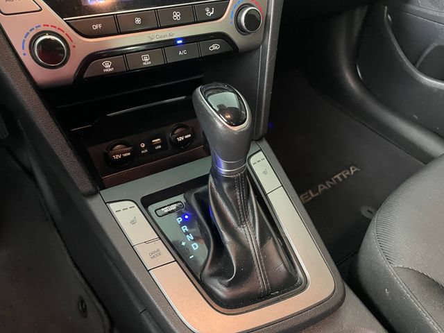 Used 2018 Hyundai Elantra Value Edition FWD image 9