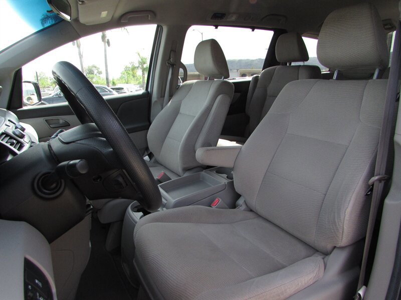 Used 2012 Honda Odyssey EX image 7