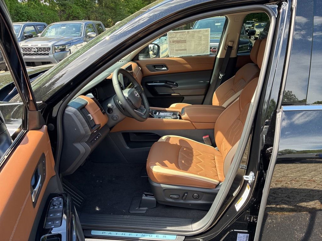New 2026 Nissan Pathfinder Platinum AWD/4WD image 16