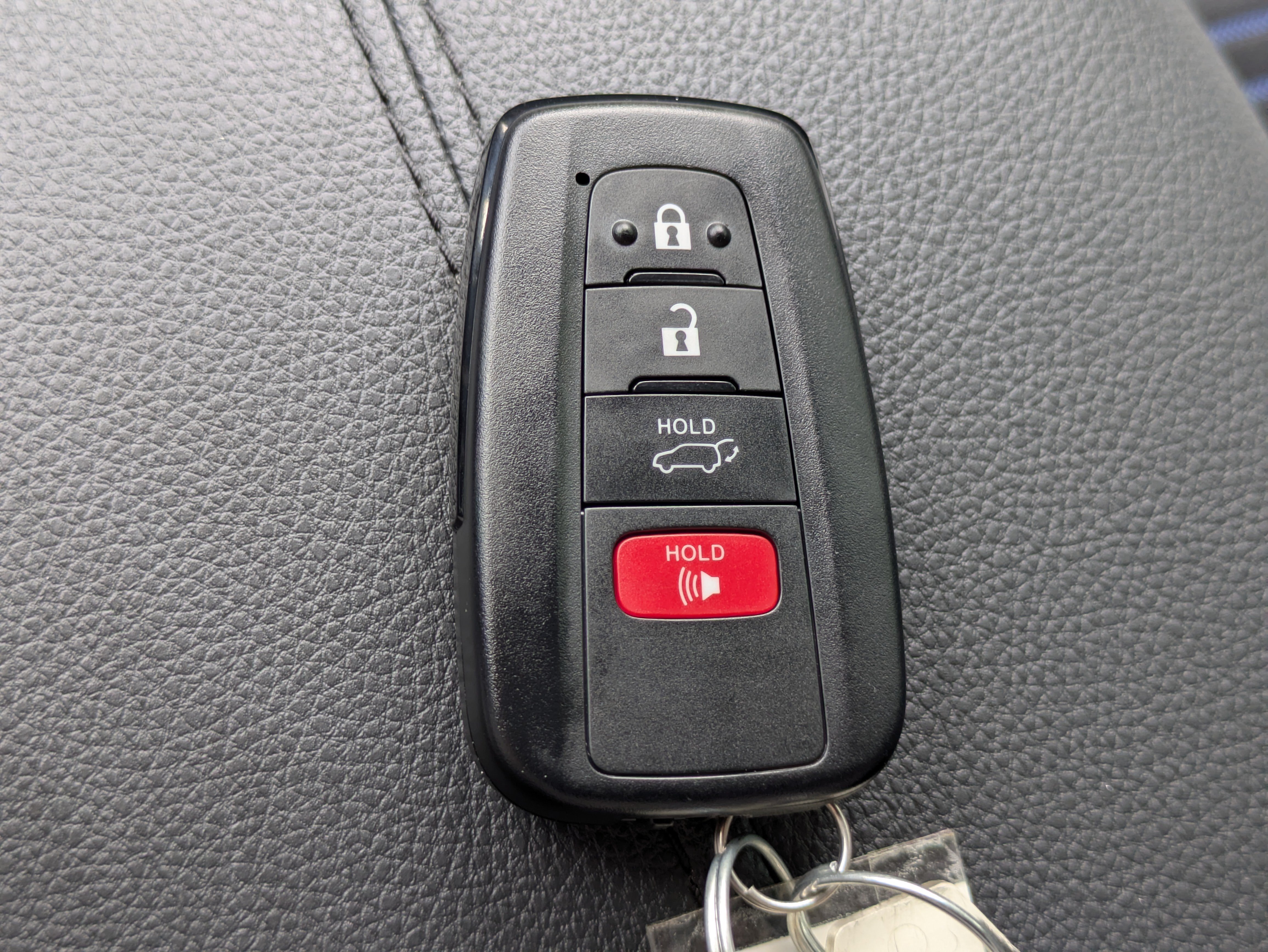 Used 2025 Toyota RAV4 XSE AWD/4WD image 31