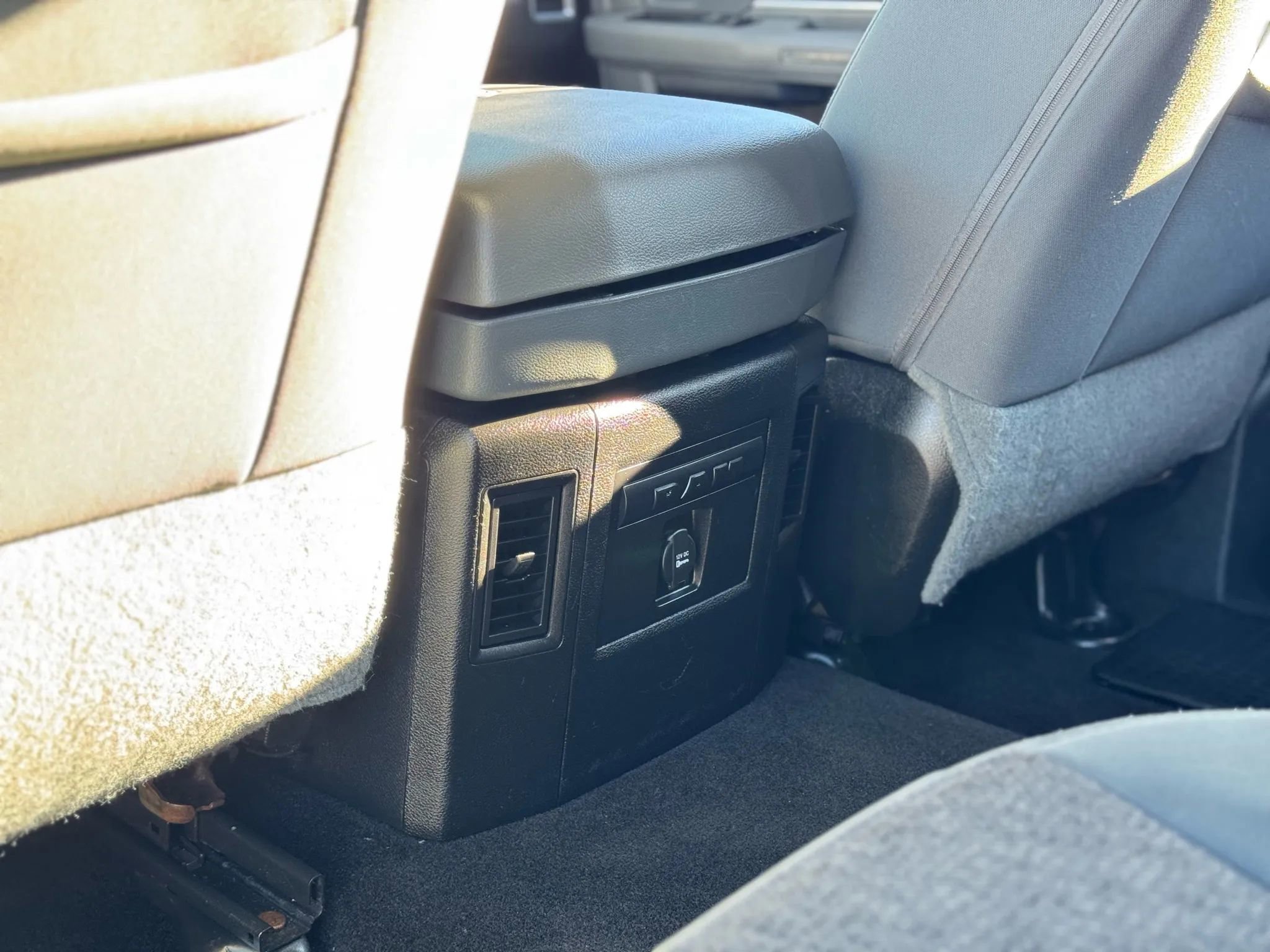 Used 2015 RAM 1500 Lone Star image 33