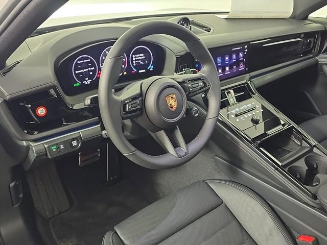 New 2026 Porsche Panamera 4 image 4