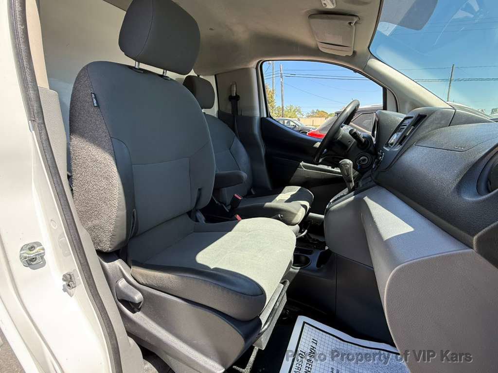 Used 2017 Nissan NV200 S image 12