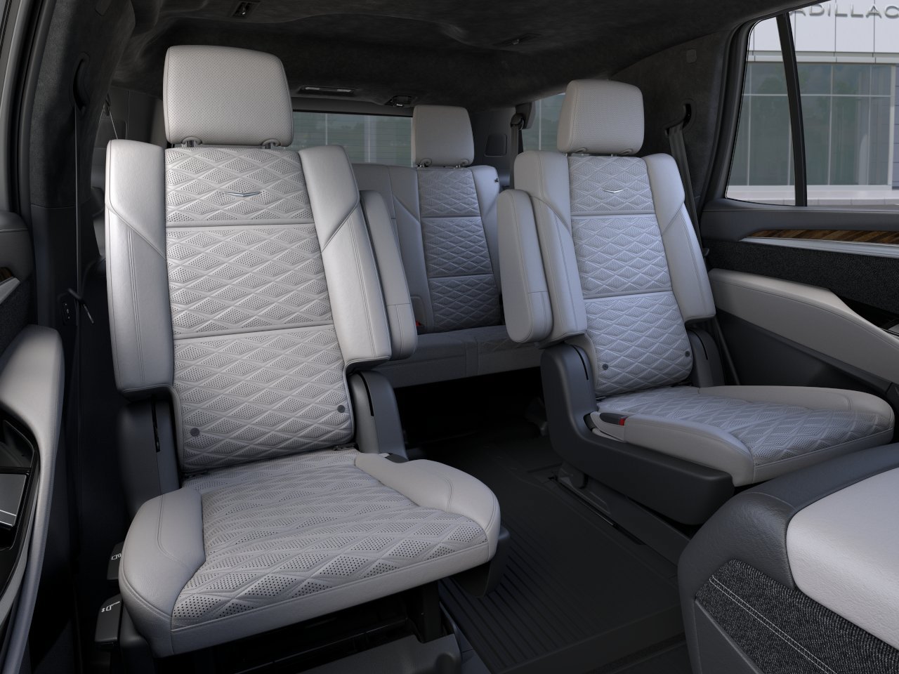 New 2026 Cadillac Escalade Platinum Sport w/ LPO, ONYX Package AWD/4WD image 17