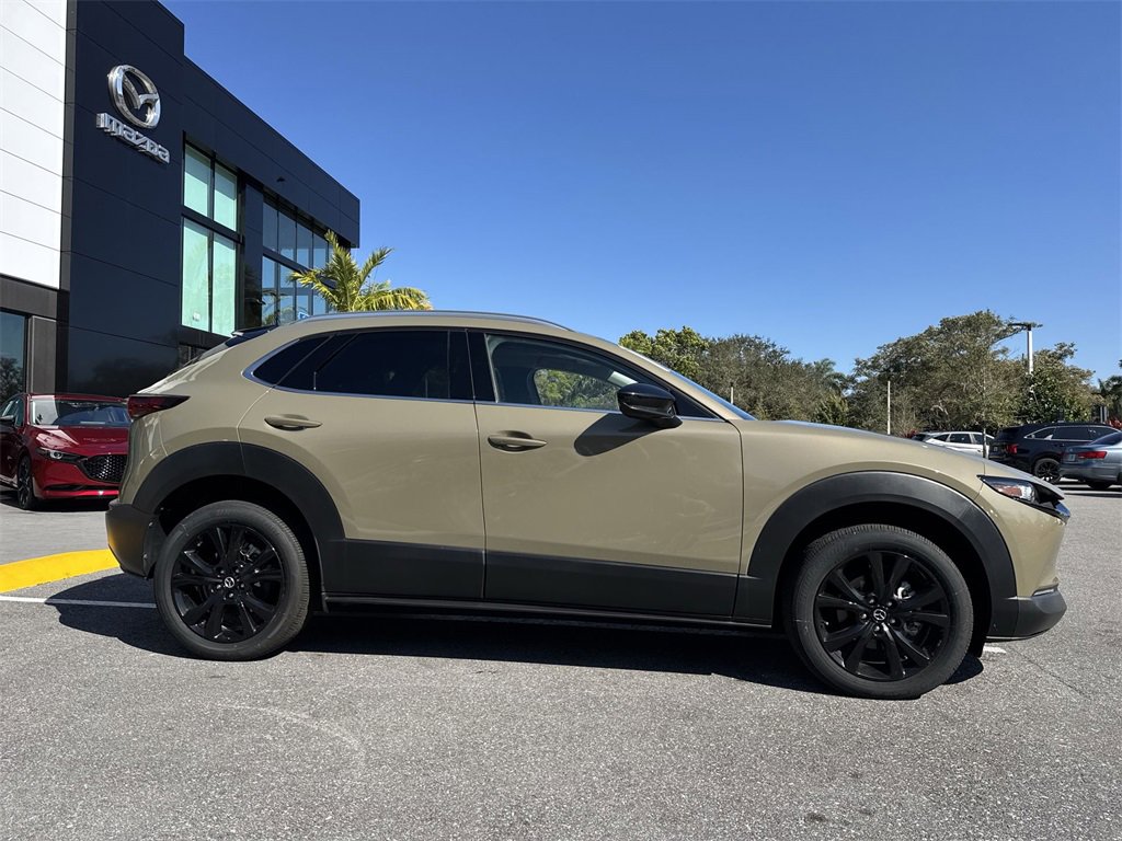 New 2024 MAZDA CX-30 Carbon image 24