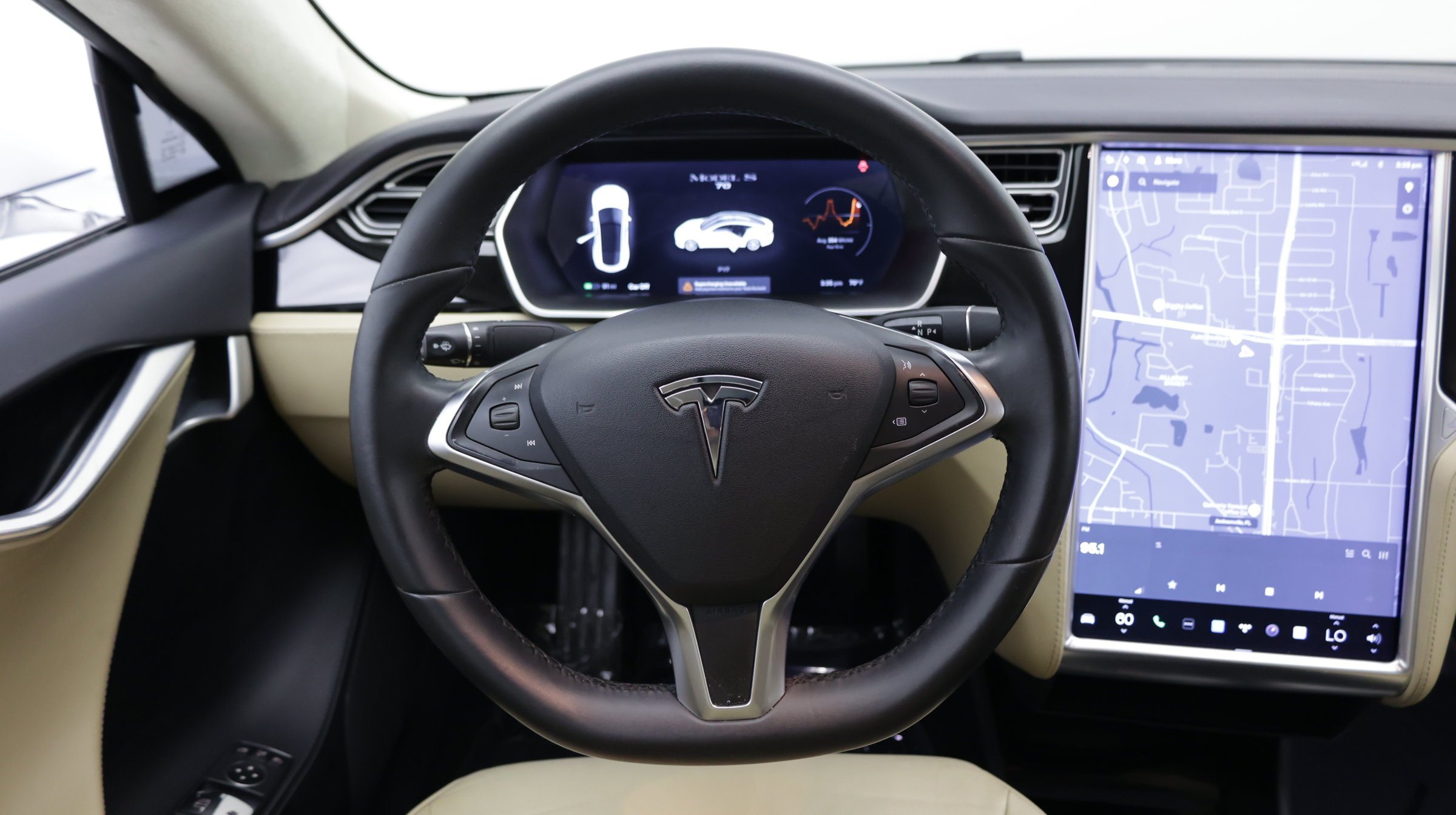 Used 2016 Tesla Model S 70 RWD image 23