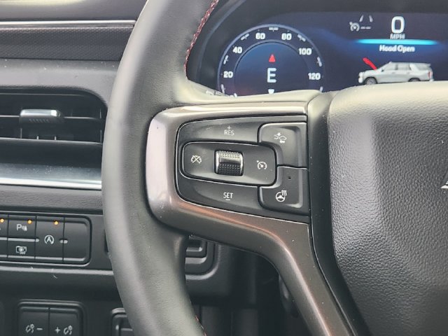 Used 2024 Chevrolet Suburban RST w/ Luxury Package RWD image 28