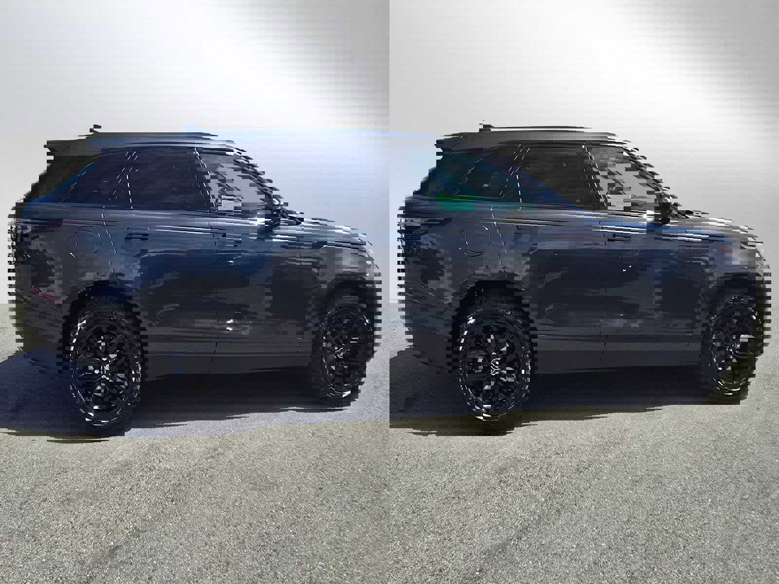 Used 2026 Land Rover Range Rover Velar S image 8